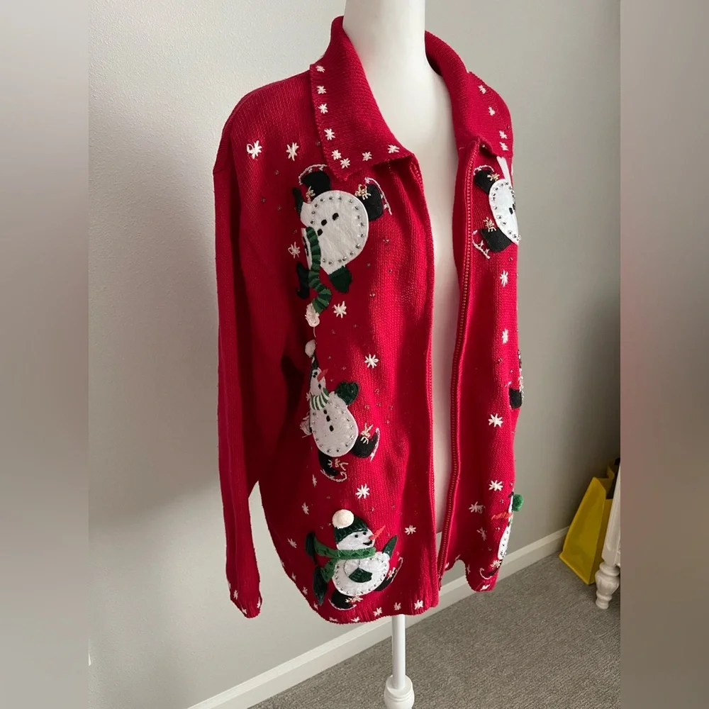 Vintage Christmas Sweater - Picture 2 of 5